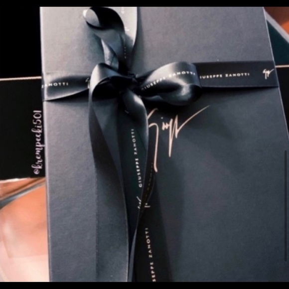 ⭐️giuseppe zanotti NIB chunky platform heels - Picture 10 of 10